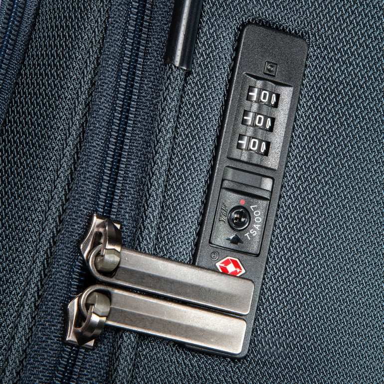 Ricardo Beverly Hills Avalon 21" Carry-On Spinner Luggage