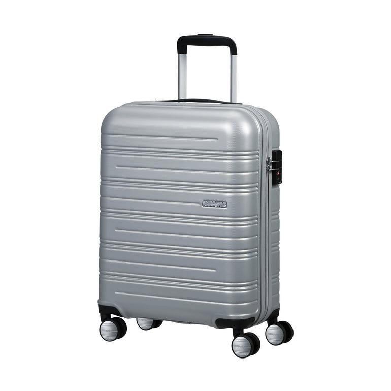 American Tourister High Turn Spinner 2-Piece Luggage Set (Carry-On & Medium)