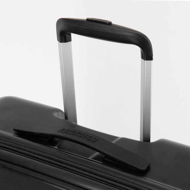 American Tourister High Turn Spinner 2-Piece Luggage Set (Carry-On & Medium)