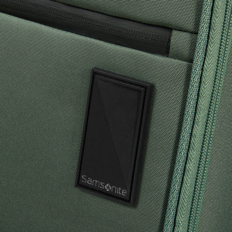 Samsonite Vacay Spinner Carry-On Luggage