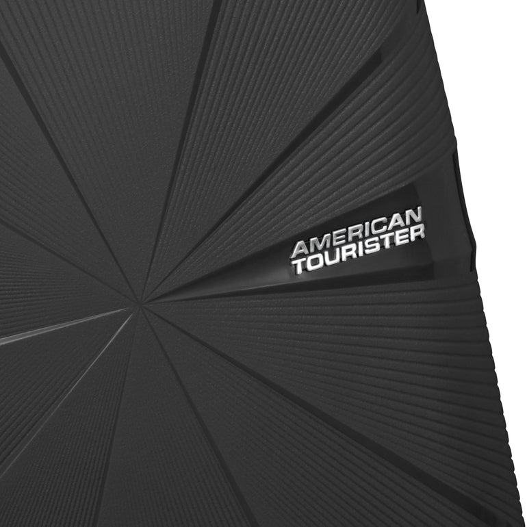 American Tourister Starvibe Spinner Medium Expandable Luggage