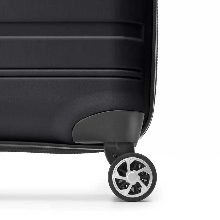 Samsonite Sirocco Collection Spinner Carry-On Expandable Luggage