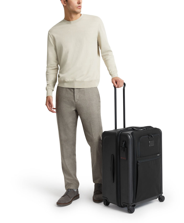 Tumi Short Trip Expandable 4 Wheeled Packing Case Medium Luggage