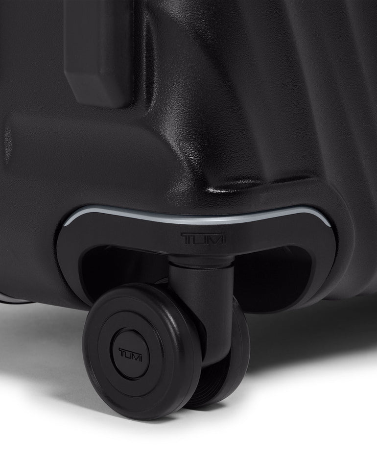 Tumi 19 Degree Frame Extended Trip 4 Wheeled Packing Case Large Luggage