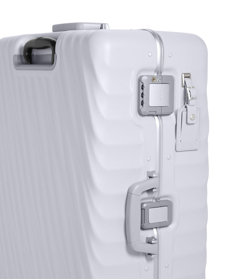 Tumi 19 Degree Frame Extended Trip 4 Wheeled Packing Case Large Luggage