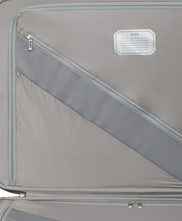 Tumi 19 Degree Lite Extended Trip 4 Wheeled Packing Case Large Luggage