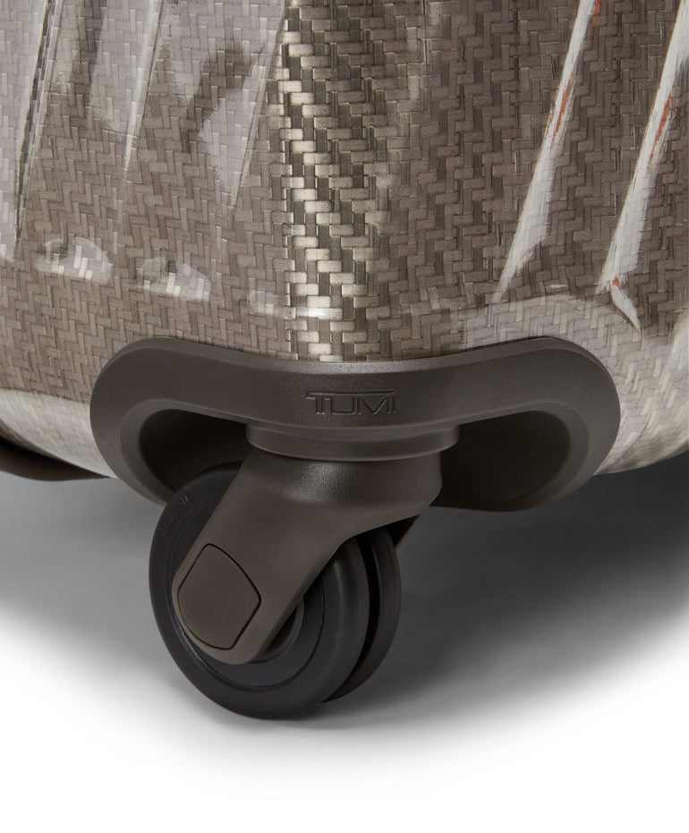 Tumi 19 Degree Lite Extended Trip 4 Wheeled Packing Case Large Luggage