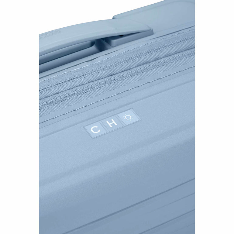 American Tourister Fastforward Expandable Spinner Carry-On Luggage