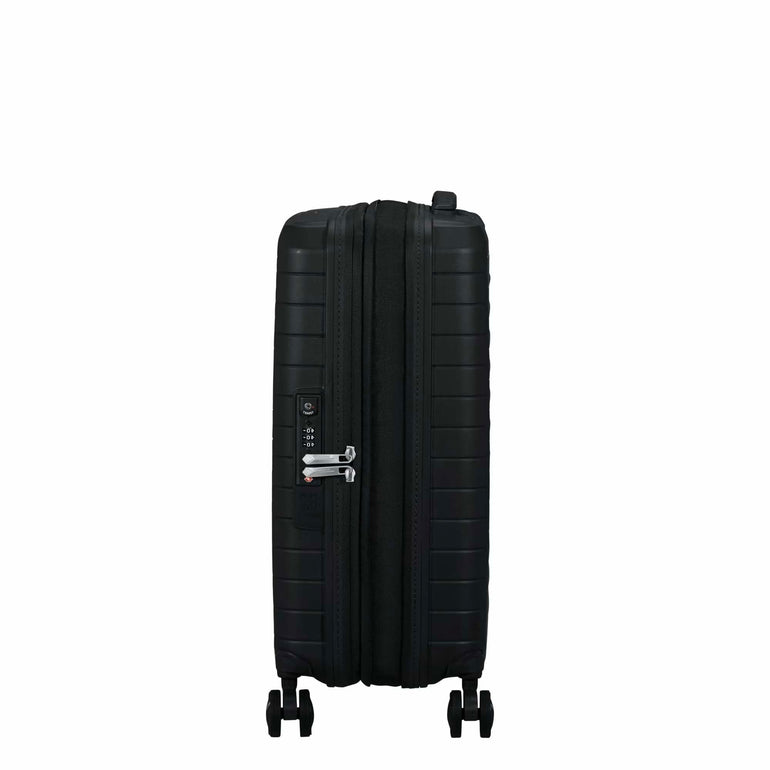 American Tourister Fastforward Expandable Spinner Carry-On Luggage