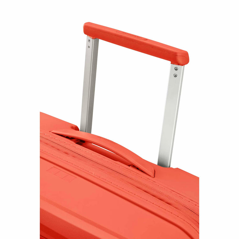 American Tourister Fastforward Expandable Spinner Carry-On Luggage