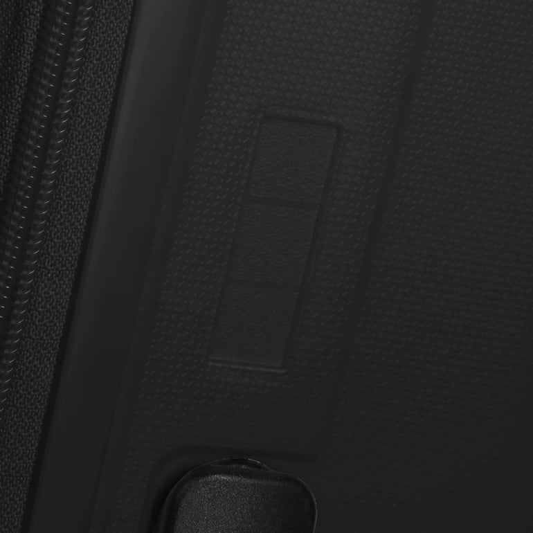 American Tourister Rejoy Spinner Expandable Medium Luggage