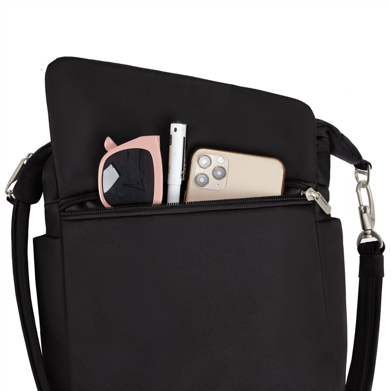 Travelon Anti-Theft Classic Messenger Bag (RFID Blocking)