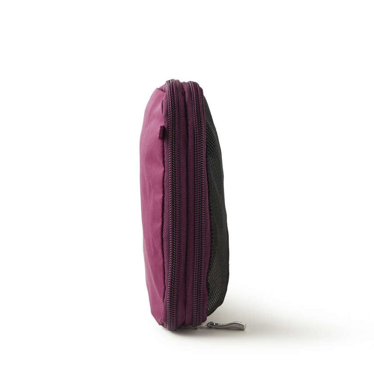 Baggallini Medium Compression Cube - Eggplant