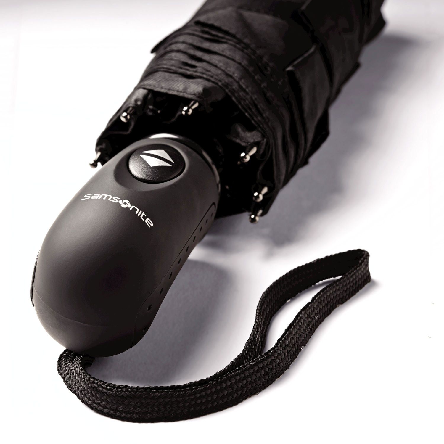 Samsonite Windguard Auto Open/Close Umbrella