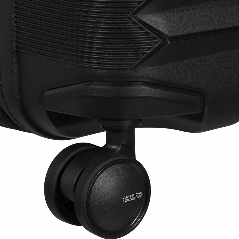 American Tourister Fastforward Expandable Spinner Carry-On Luggage