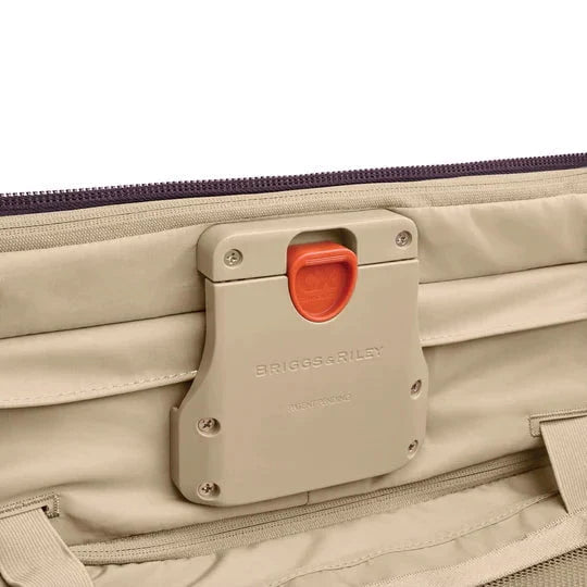 Briggs & Riley Baseline Global Carry-On Spinner Luggage