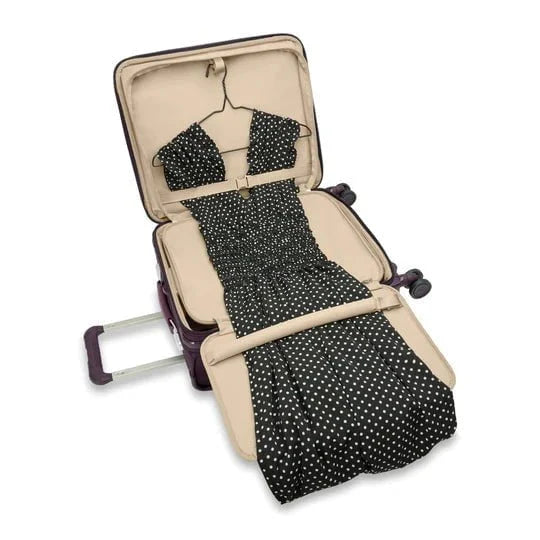 Briggs & Riley Baseline Global Carry-On Spinner Luggage