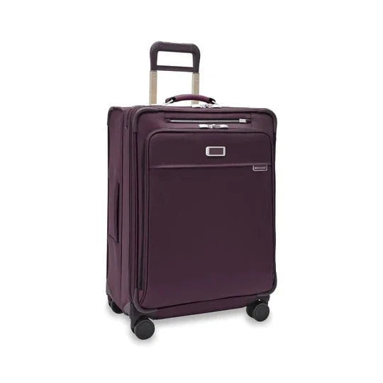Briggs & Riley Baseline Medium Expandable Spinner Luggage