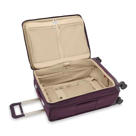 Briggs & Riley Baseline Medium Expandable Spinner Luggage