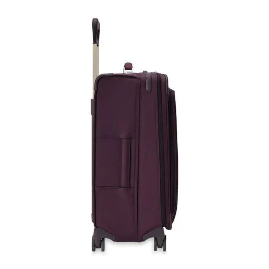 Briggs & Riley Baseline Medium Expandable Spinner Luggage