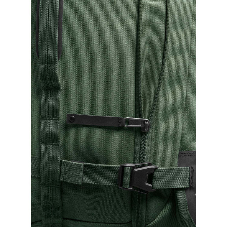 Eagle Creek Gear Warrior XE 2-Wheel 27" Luggage