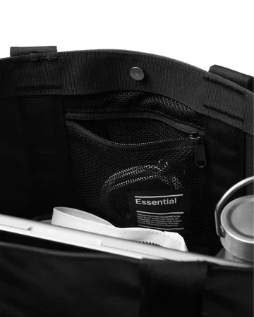 Db Essential Tote 16L