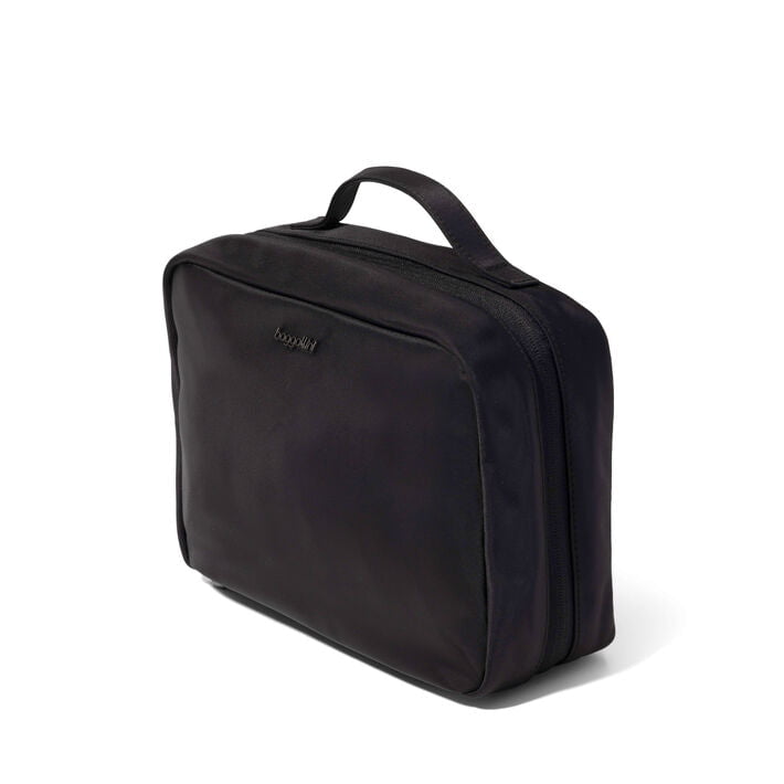 Baggallini Lenox Toiletry Kit