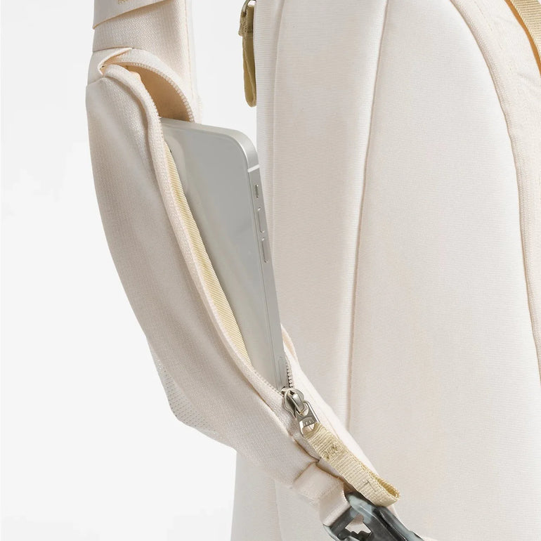 The North Face Women’s Isabella Sling