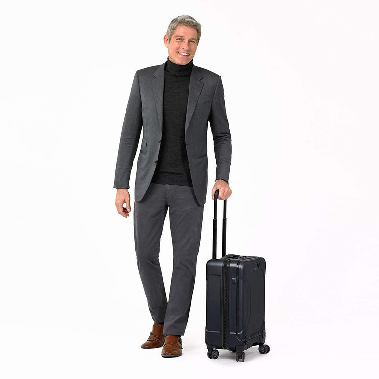 Briggs & Riley Torq International Carry-On Spinner Luggage