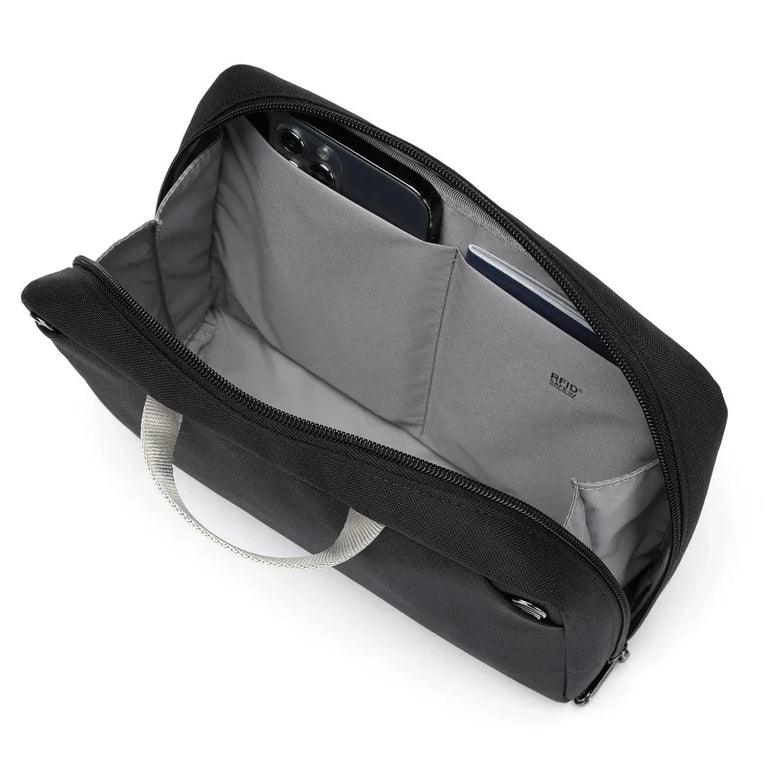 Pacsafe RFIDsafe™ RFID Blocking Gear Pouch