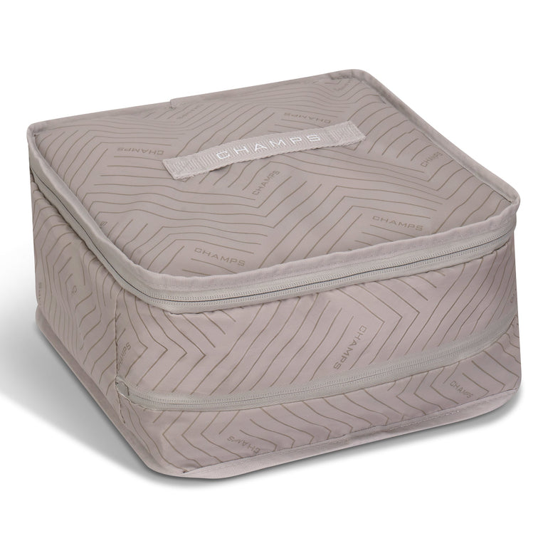 Champs Vintage Travel Closet