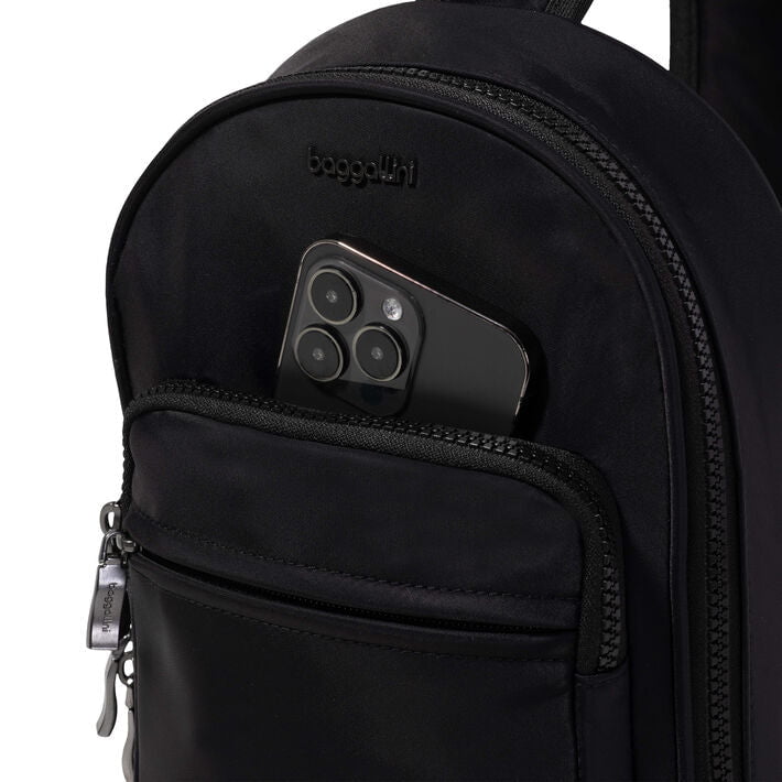 Baggallini Waverly Sling