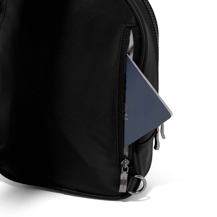 Baggallini Waverly Sling