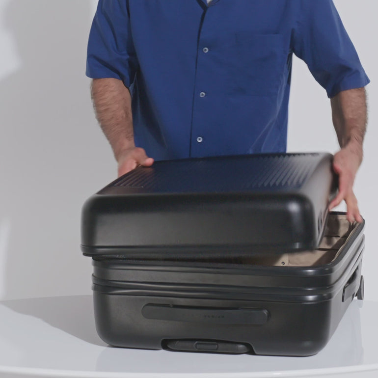 Briggs & Riley Sympatico 3.0 Large Expandable Spinner Luggage